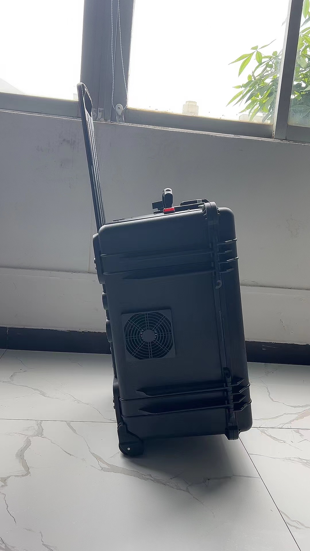 青县手拉箱型移动通信干扰器